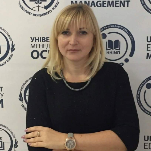   - спікер - online вебінари та конференції.