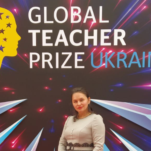   - спікер - online вебінари та конференції.