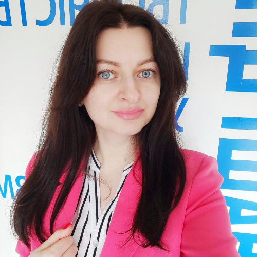   - спікер - online вебінари та конференції.