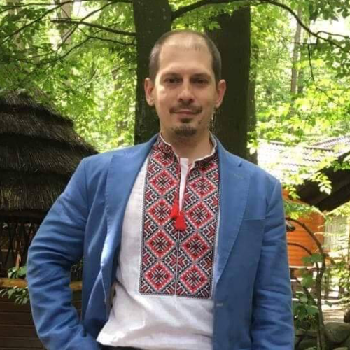   - спікер - online вебінари та конференції.
