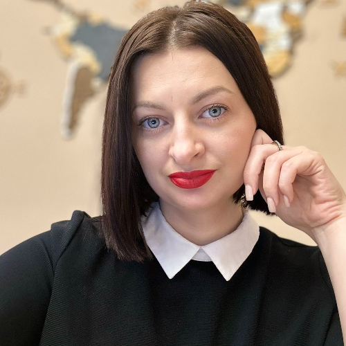   - спікер - online вебінари та конференції.