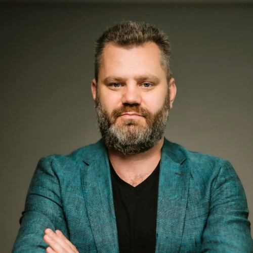   - спікер - online вебінари та конференції.
